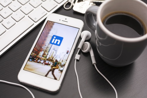 7 Great Ways to Optimize Your LinkedIn Profile