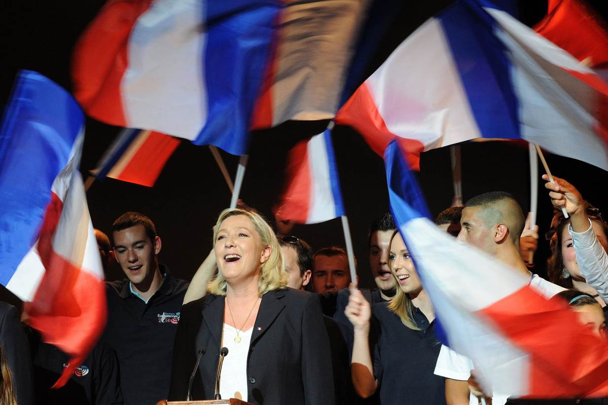 Le Pen Goes Head to Head in Presidental Race
